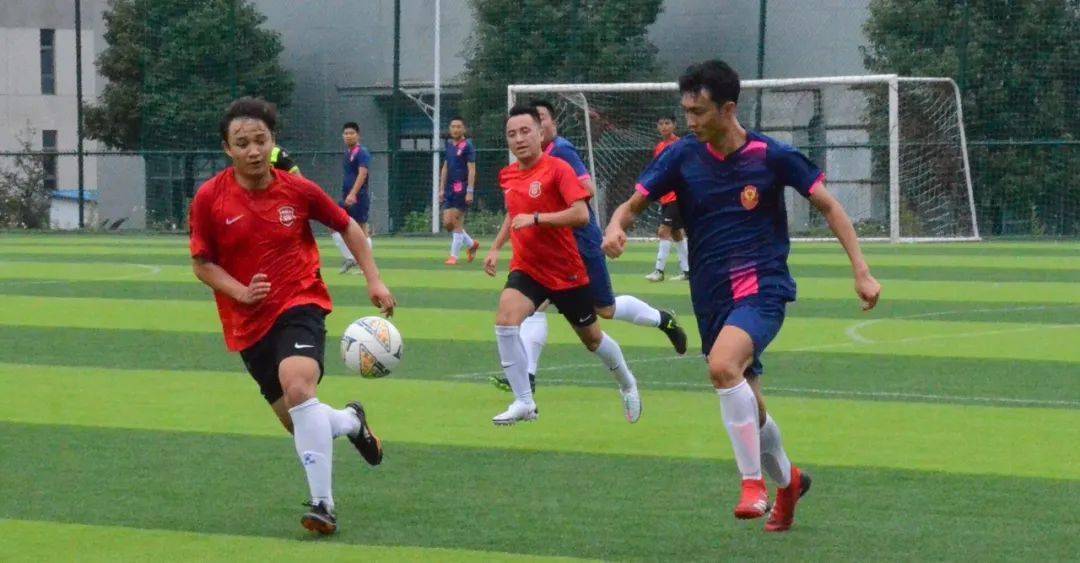 “ky开元”
魅力之夜2020赛季贵阳业余足球甲级联赛 球醉3(图6)