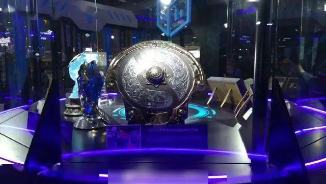 
IG和FPX都还没有拿到复制冠军奖杯！【ky开元】(图1)